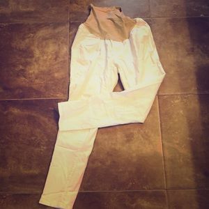 Jessica Simpson Maternity jeans